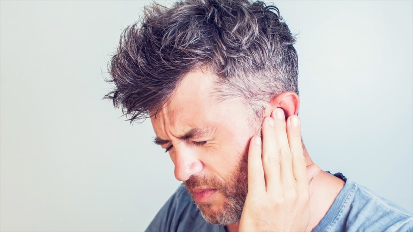 درمان وزوز گوش با زالو درمانی